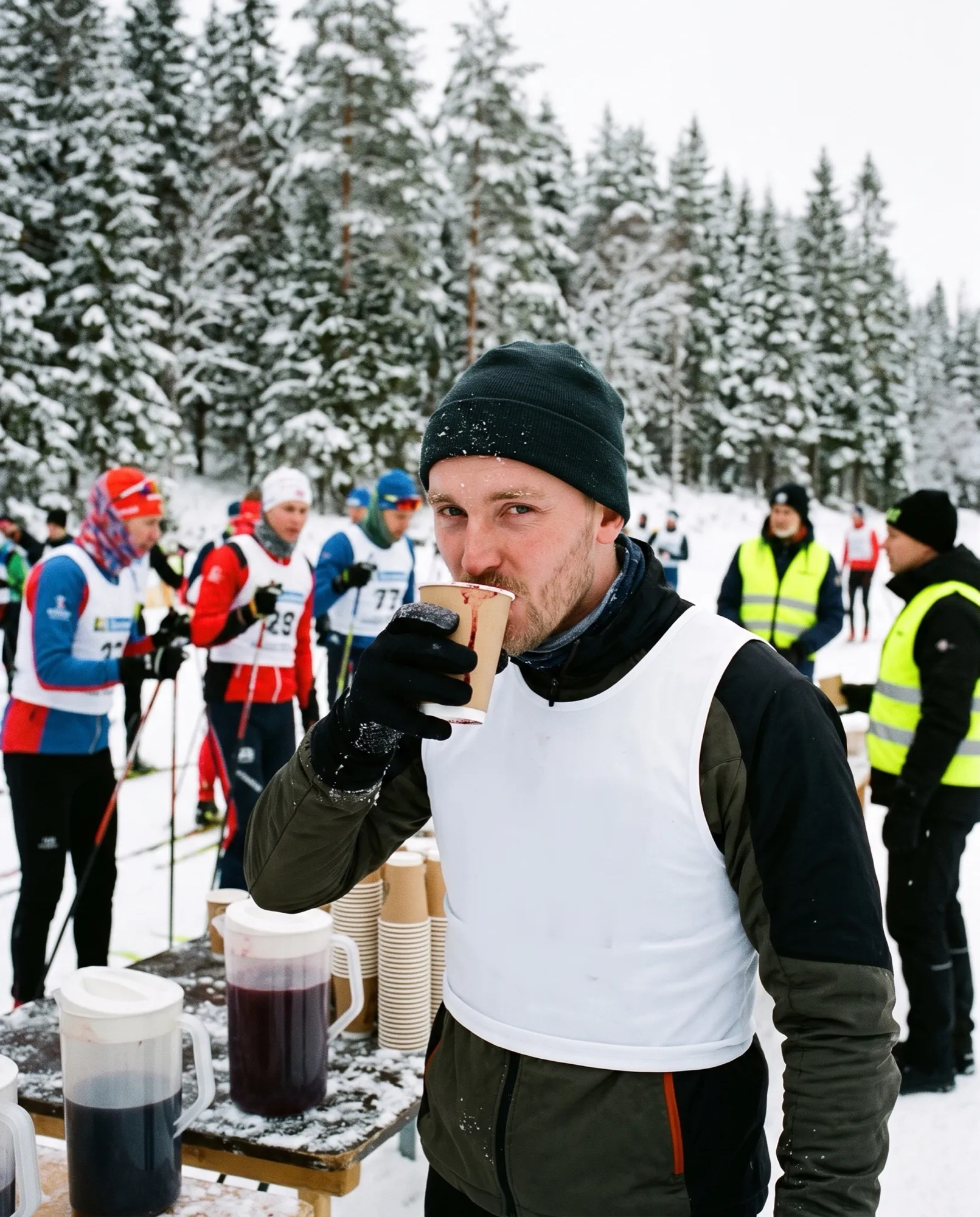 Sveriges bästa skidåkare med blåbärssoppa